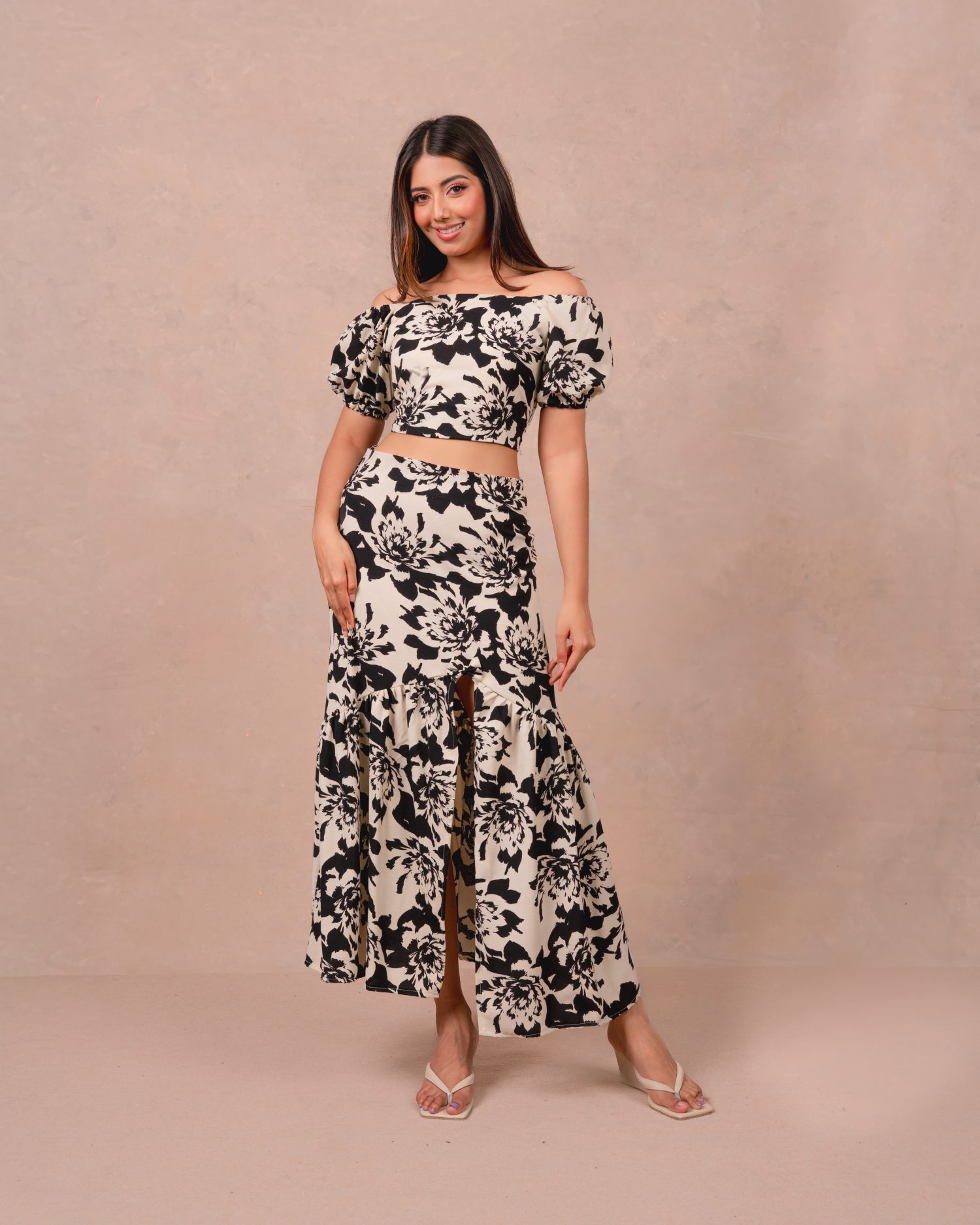 Ivory Shadow Ruched Skirt — Arvento
